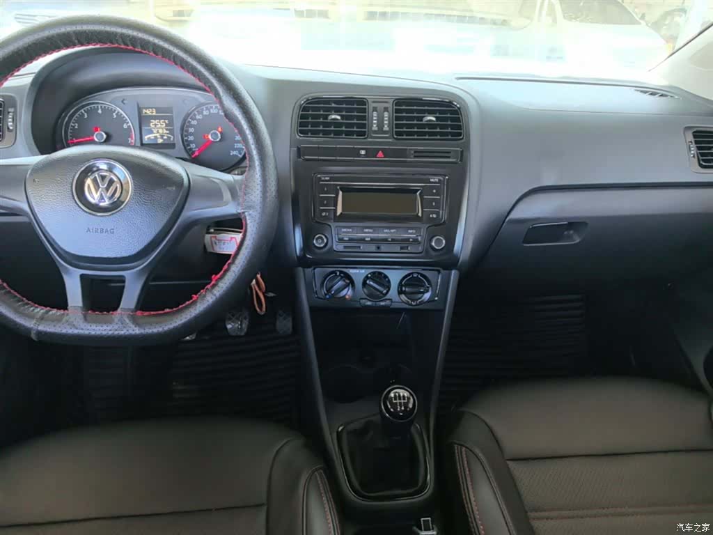 Volkswagen Polo, 2018 13