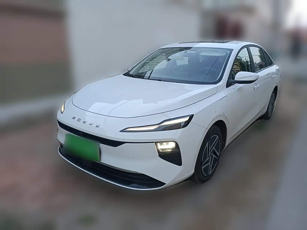 Roewe D6