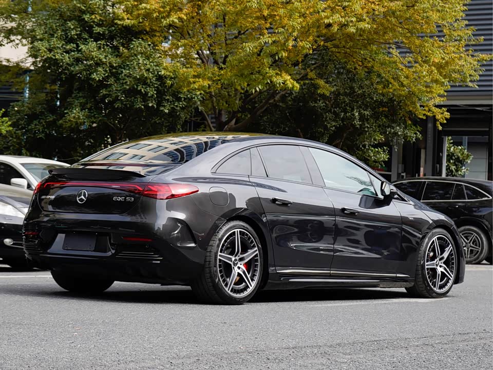 Mercedes-Benz EQE AMG