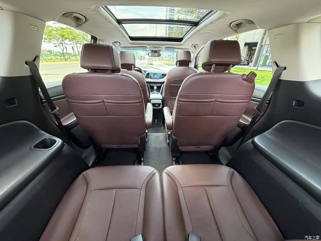 Buick GL6, 2017 13