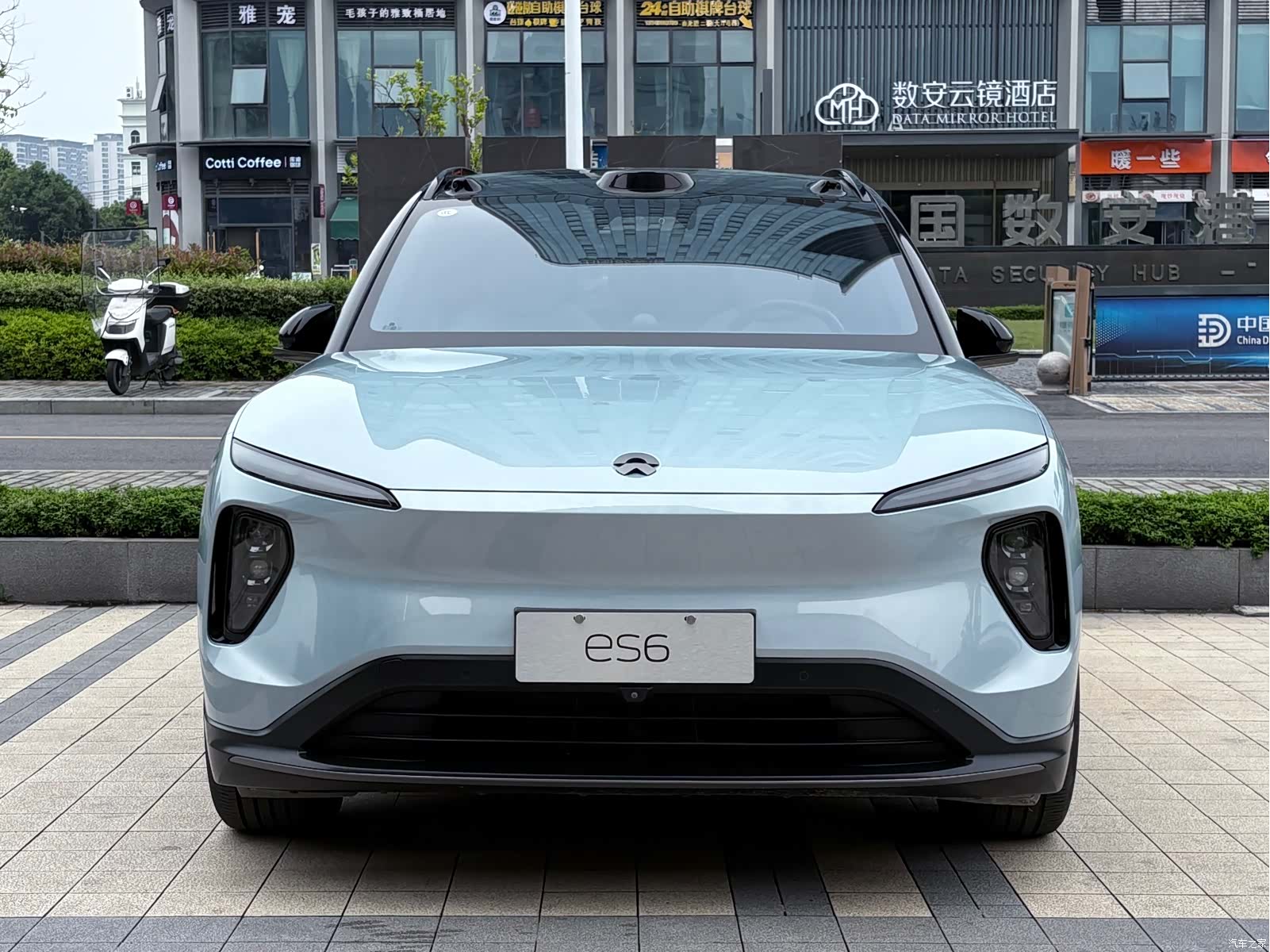 NIO ES6, 2023 4