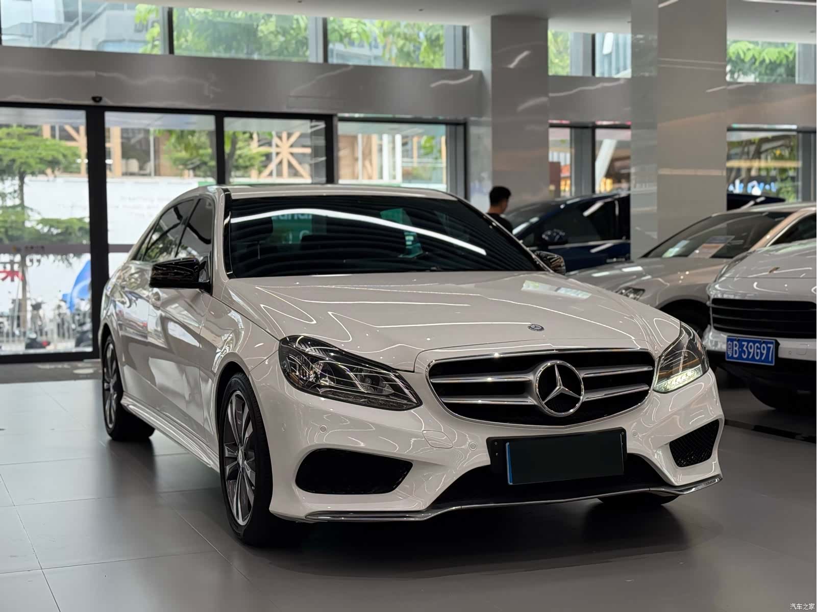 Mercedes-Benz E-Class, 2014 3