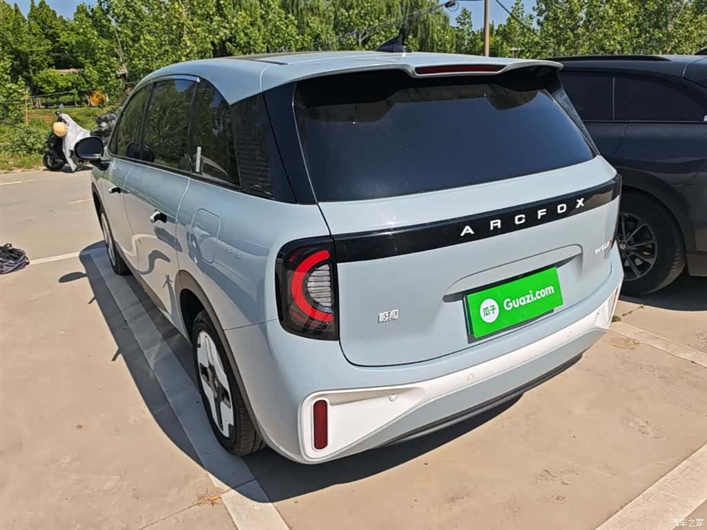 BAIC S, 2025 все фото