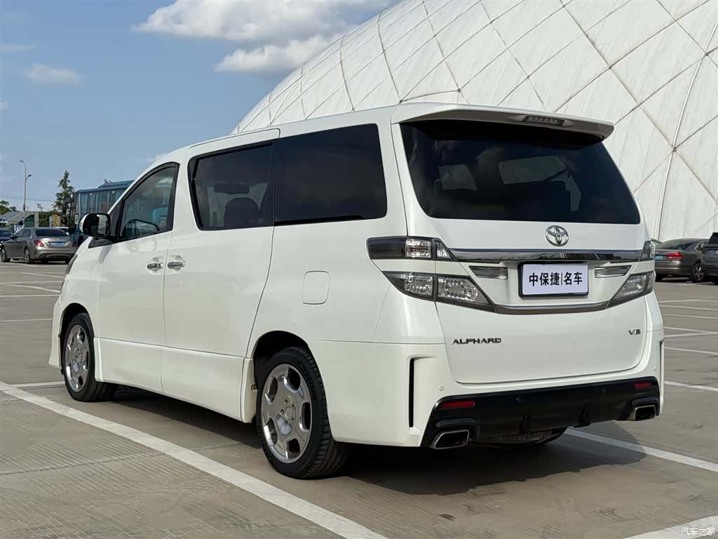 Toyota Alphard, 2015 29