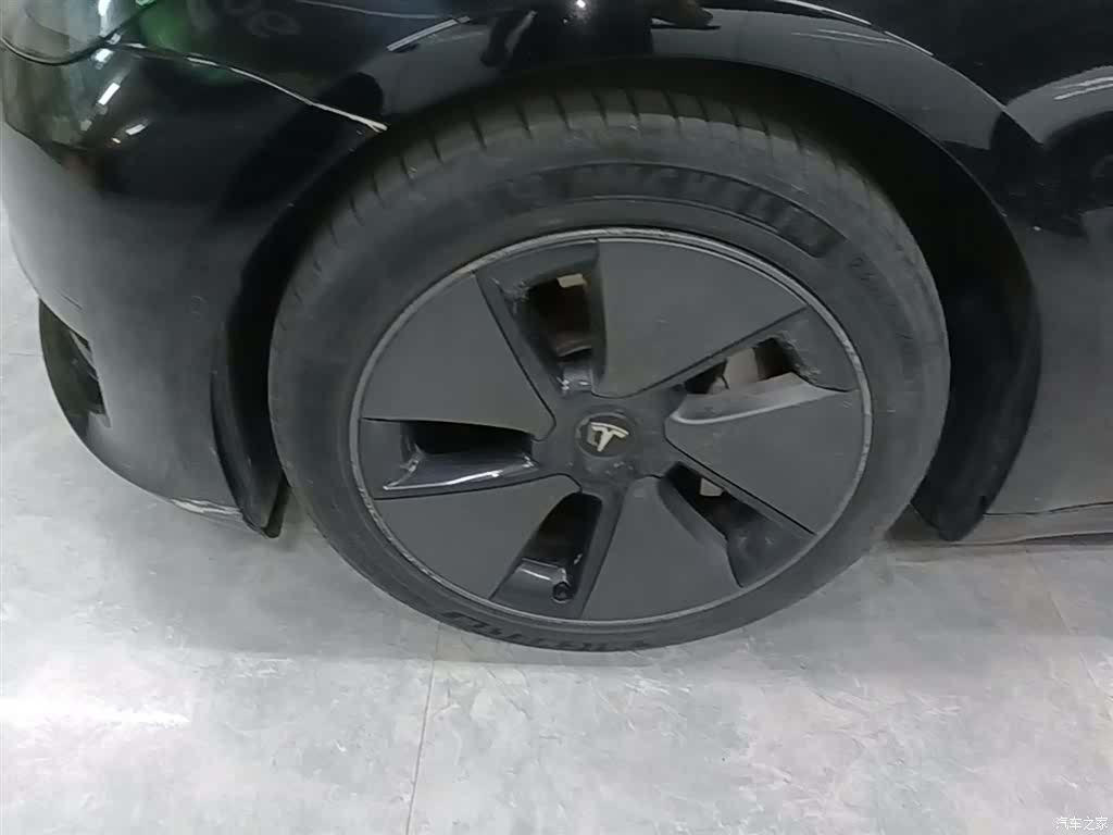 Tesla Model 3, 2021 23