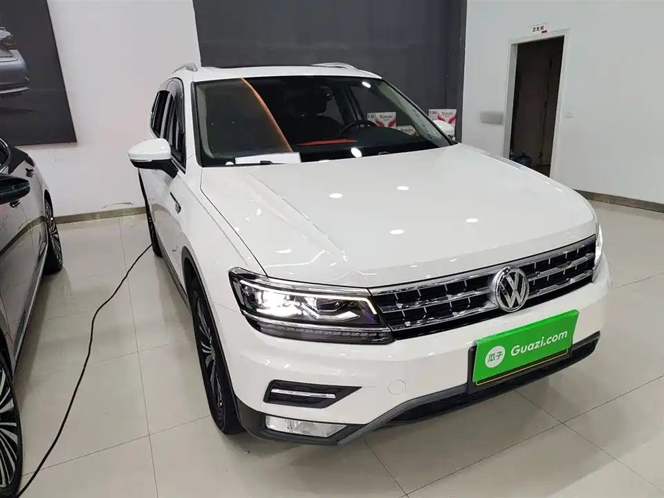 Volkswagen Tiguan L