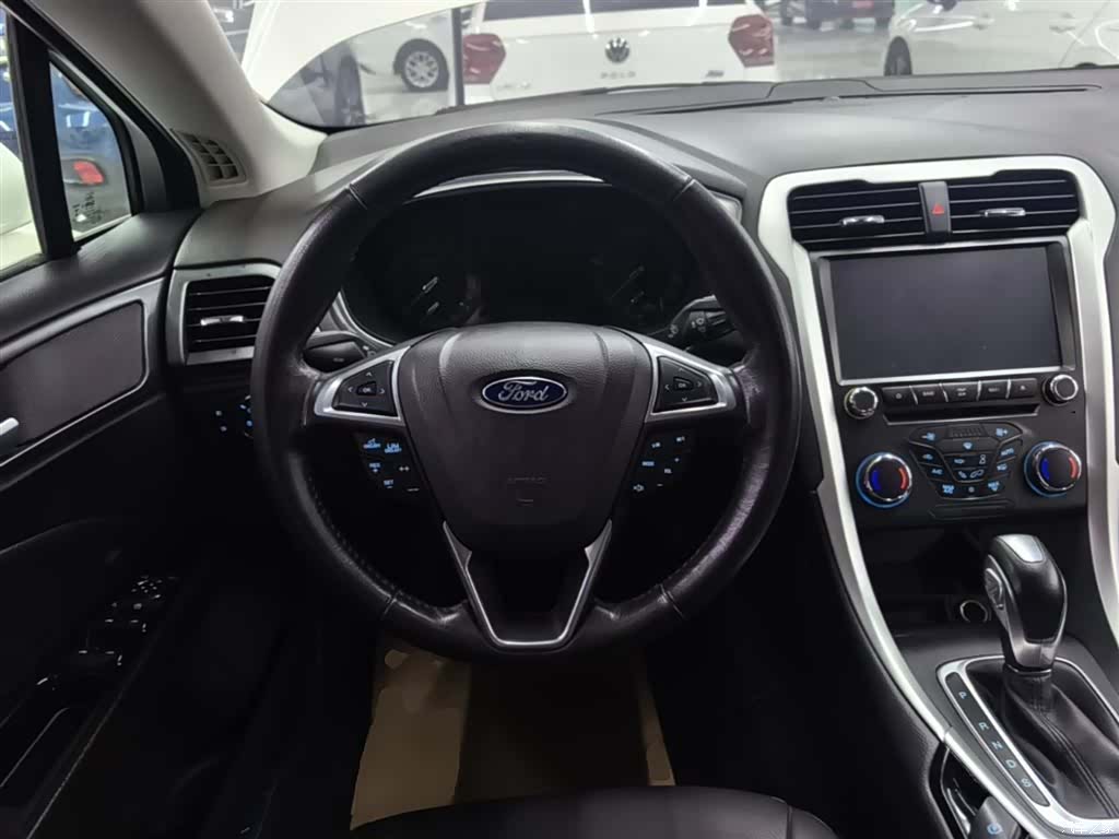 Ford Mondeo, 2016 11