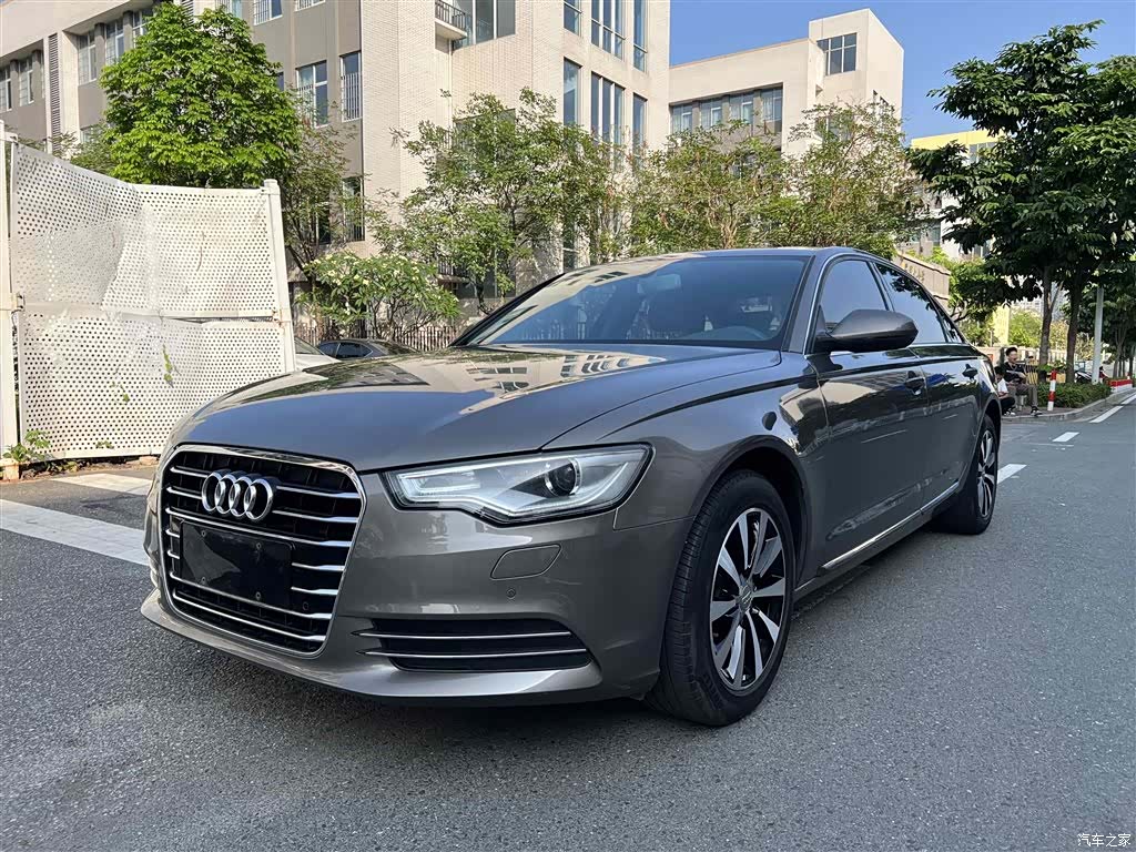 Audi A6L, 2014 1