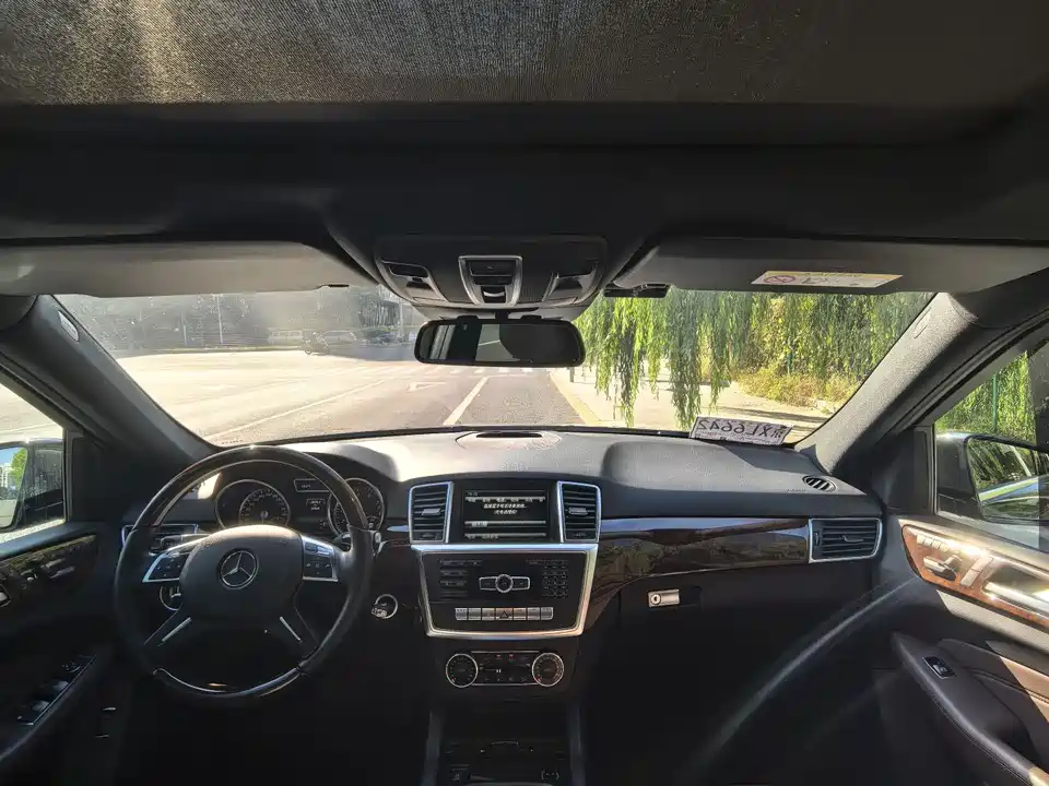 Mercedes-Benz M class