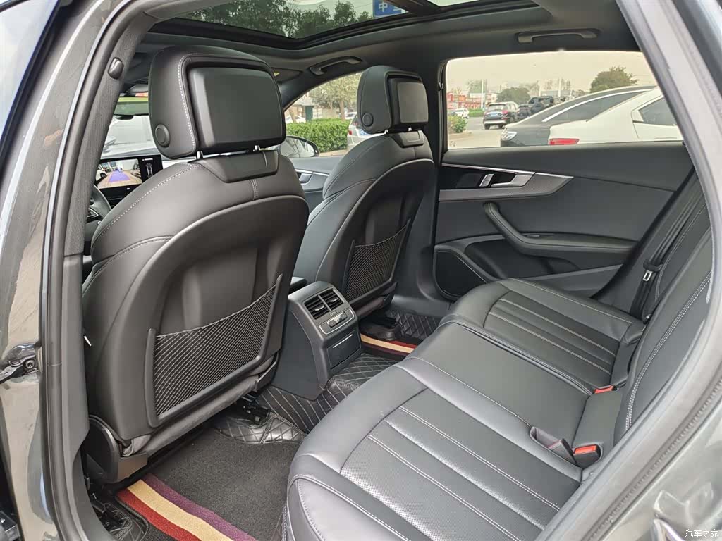 Audi A4L, 2024 15