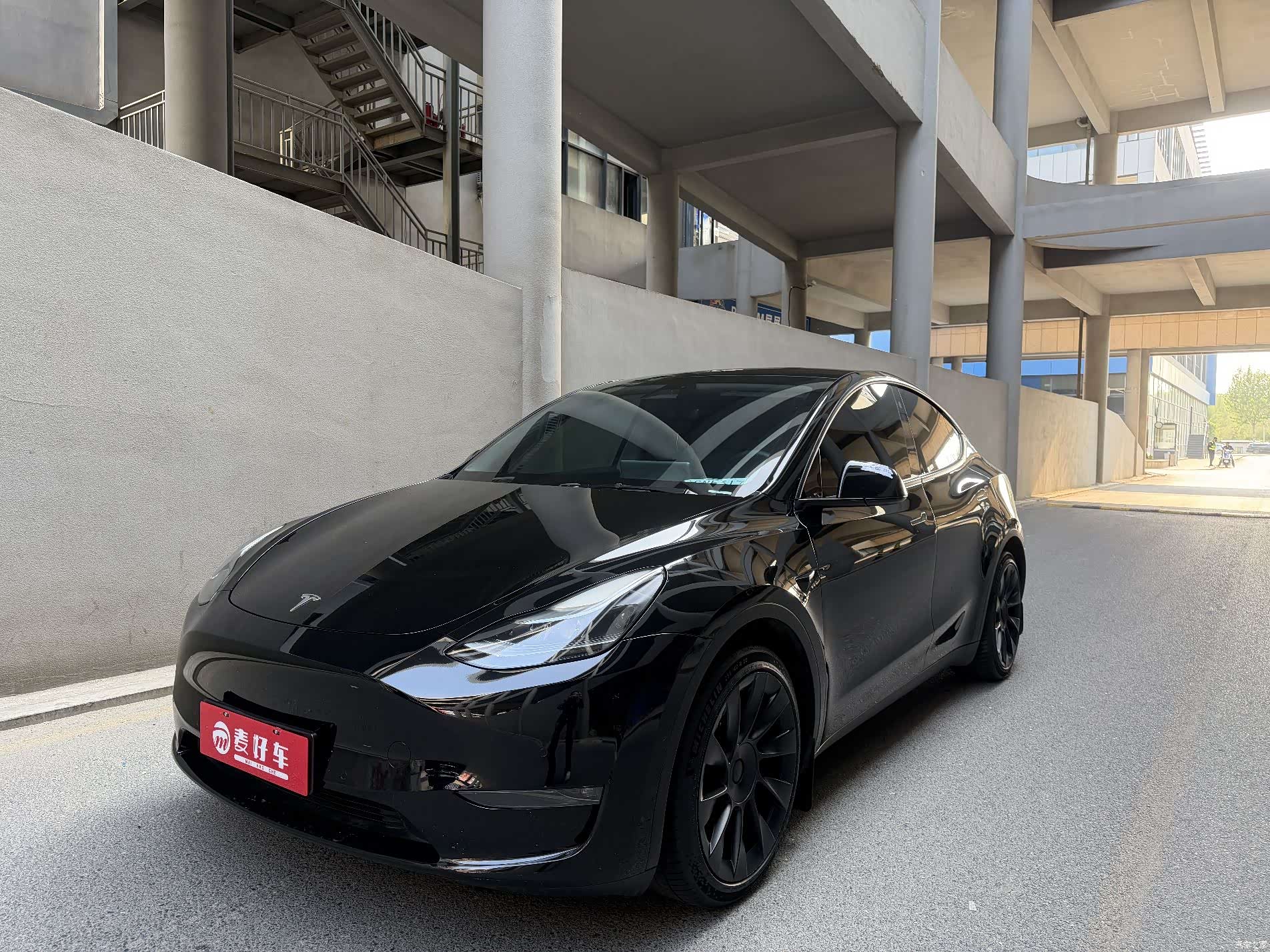 Tesla Model Y, 2021 1