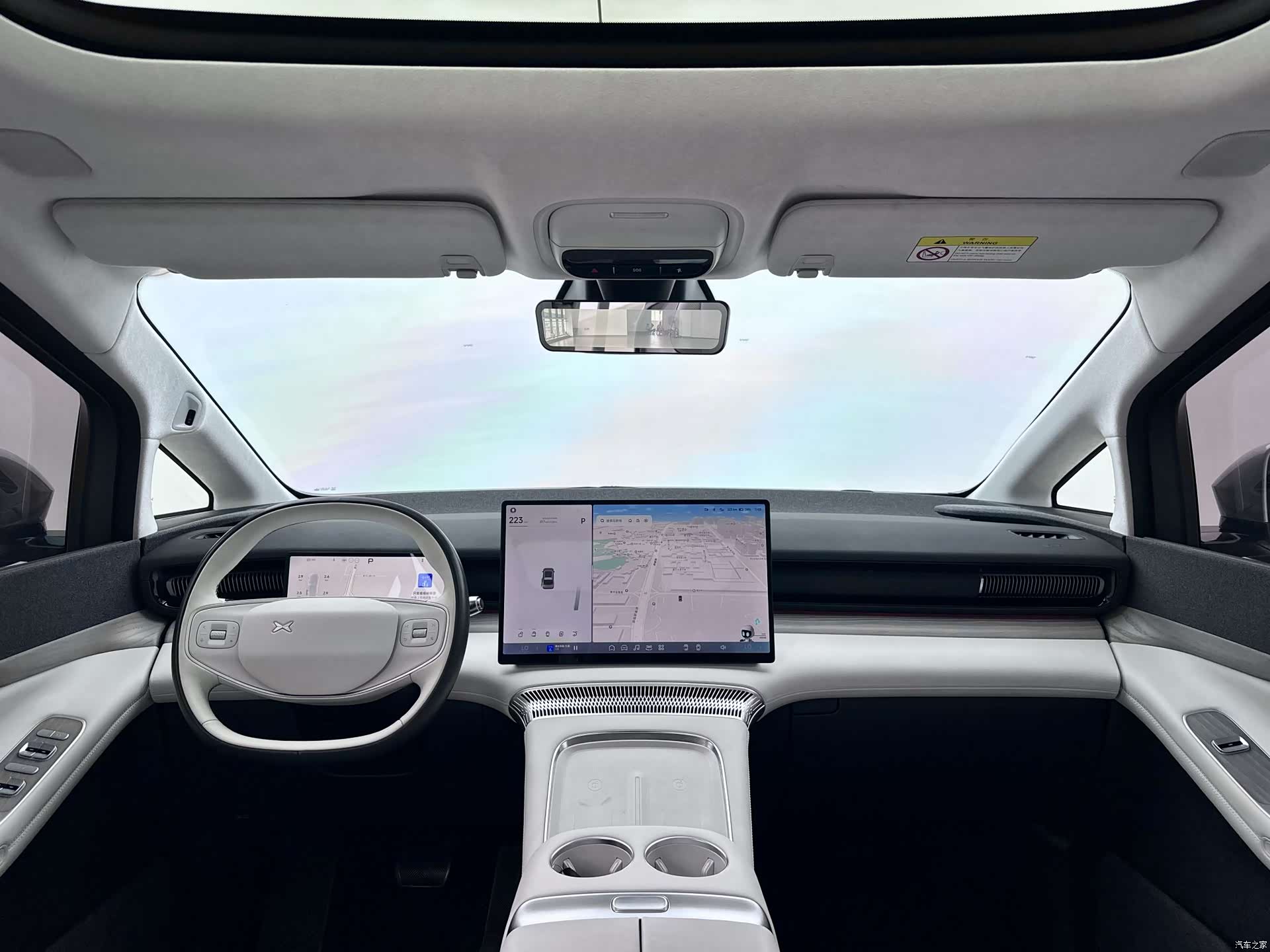 Xpeng X9, 2025 8