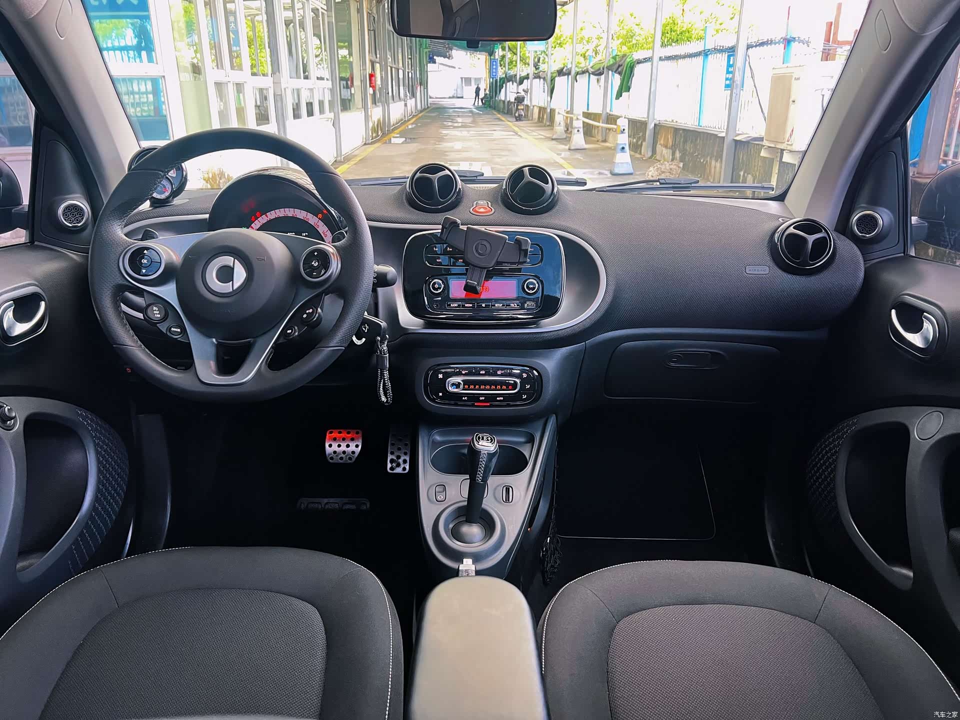 Smart Fortwo, 2018 11