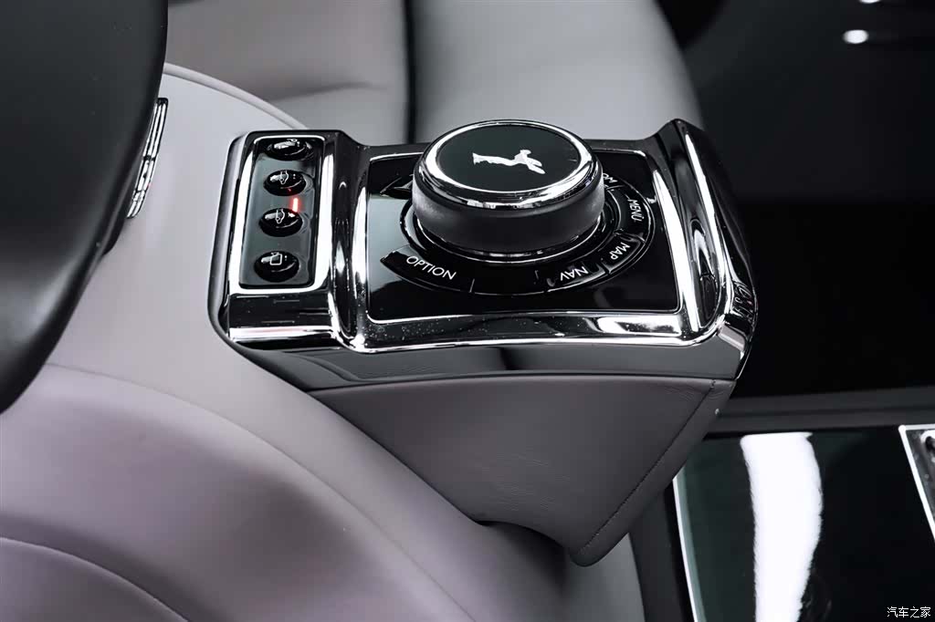 Rolls-Royce Phantom, 2019 19