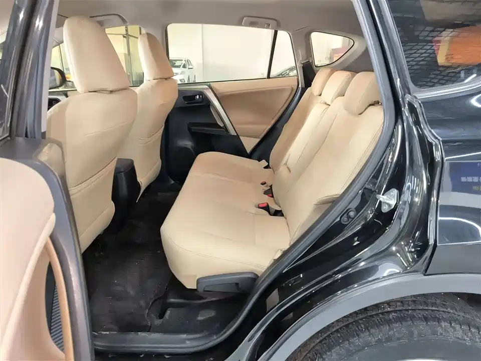Toyota RAV4 Rongfang
