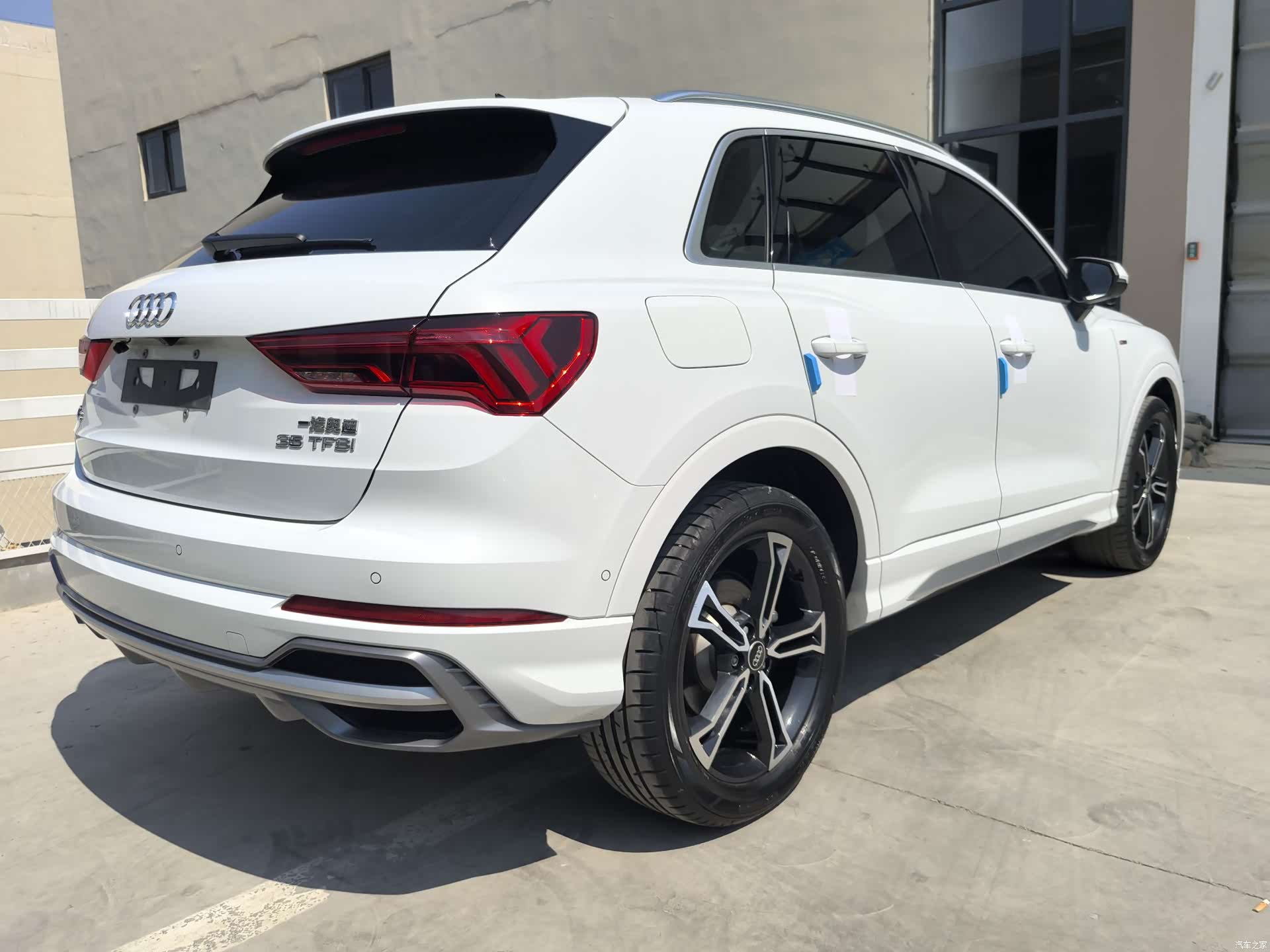 Audi Q3, 2022 7