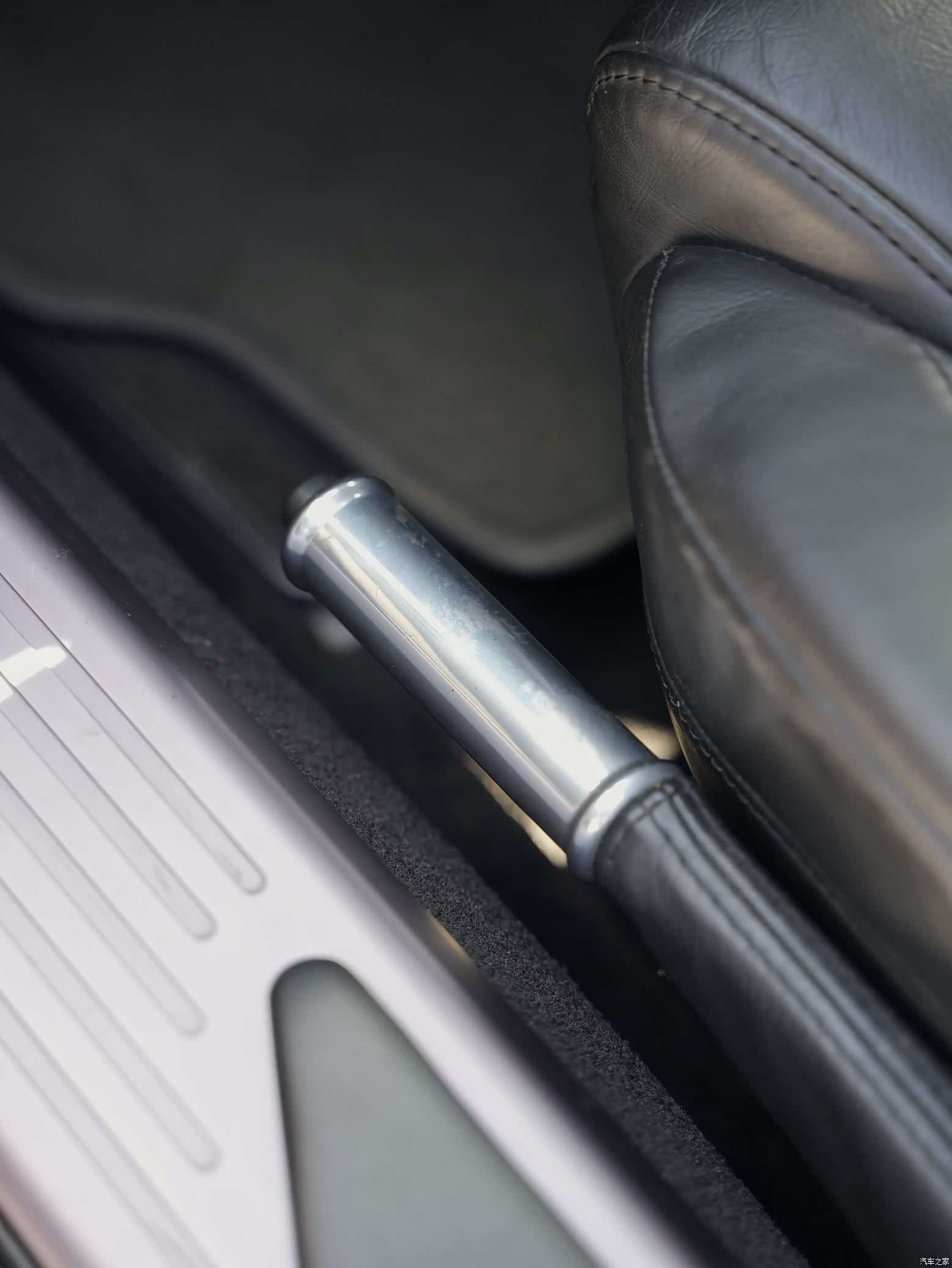 Aston Martin DB9, 2009 21
