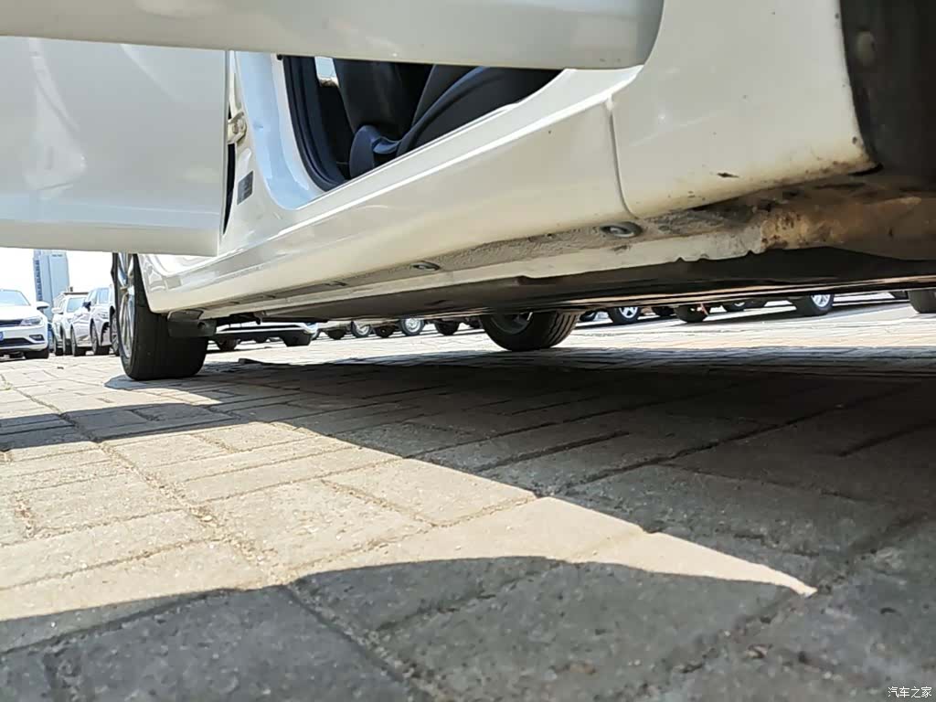 Hyundai DLX, 2017 21