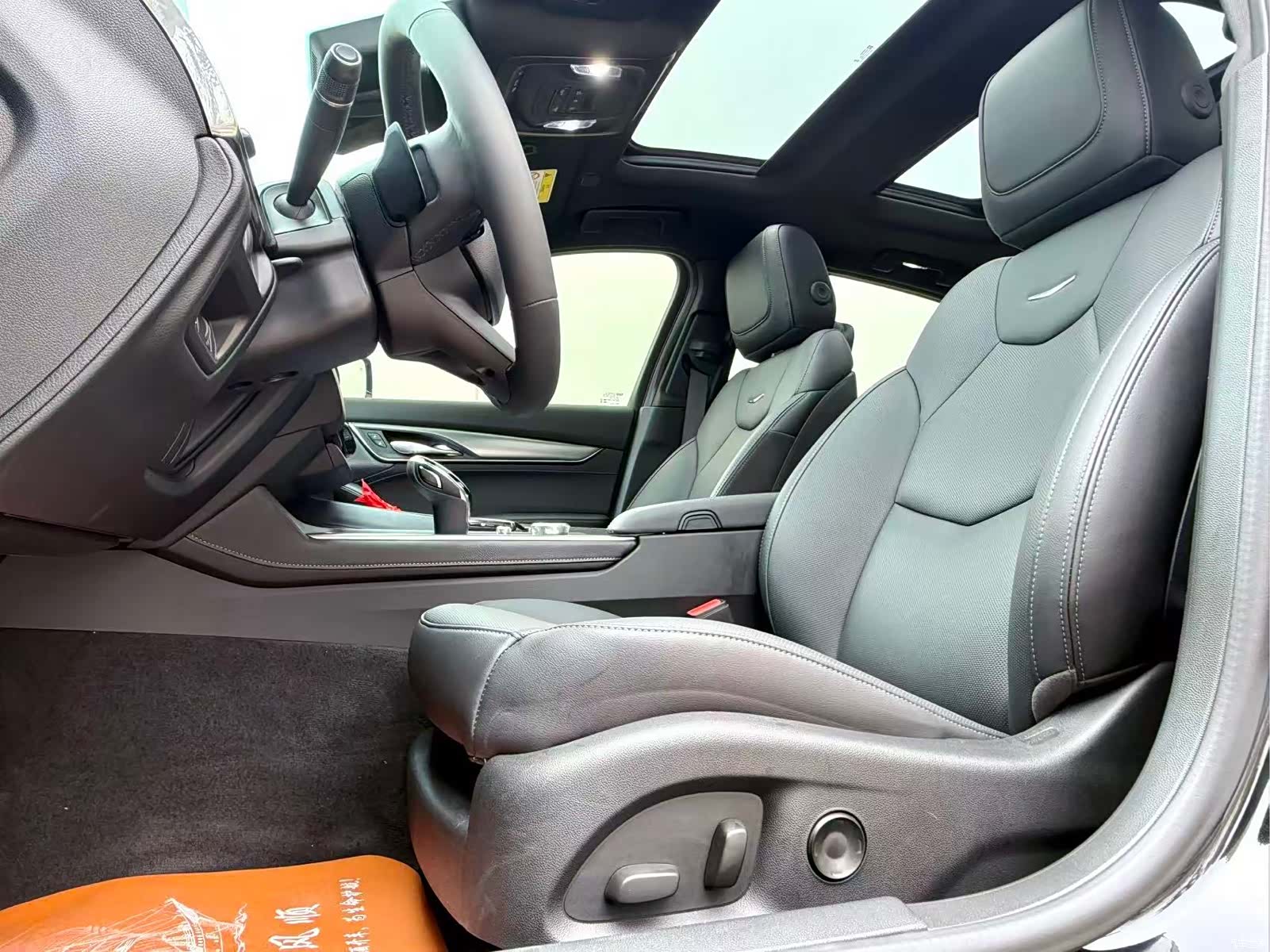 Cadillac CT5, 2025 17