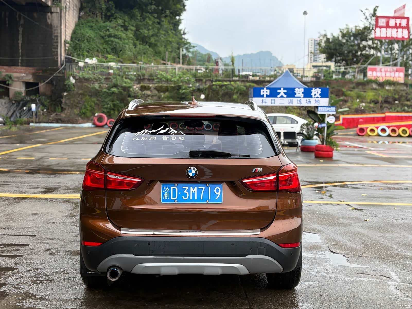 BMW X1, 2016 все фото