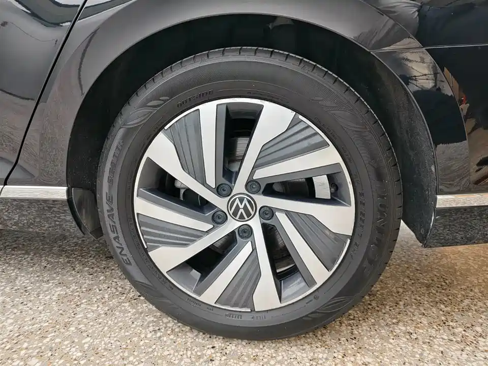 Volkswagen Magotan GTE