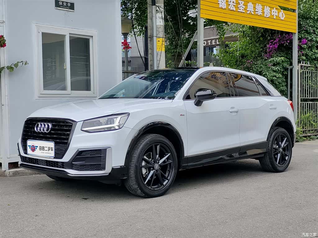 Audi Q2L, 2021 1