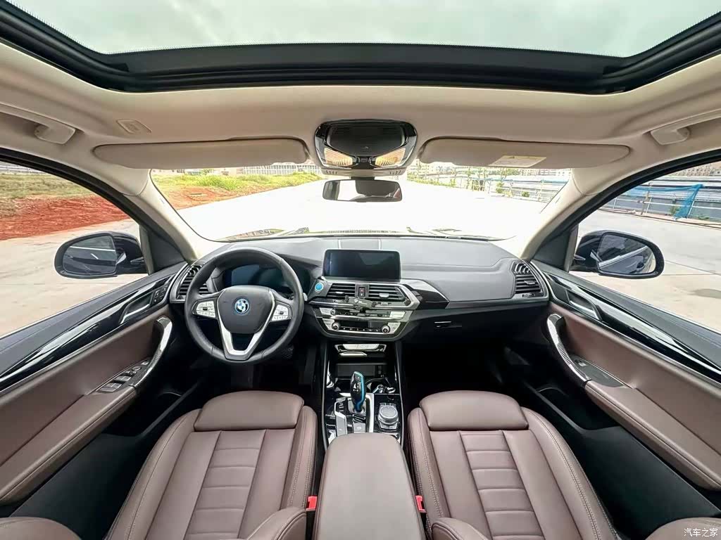 BMW iX3, 2021 10