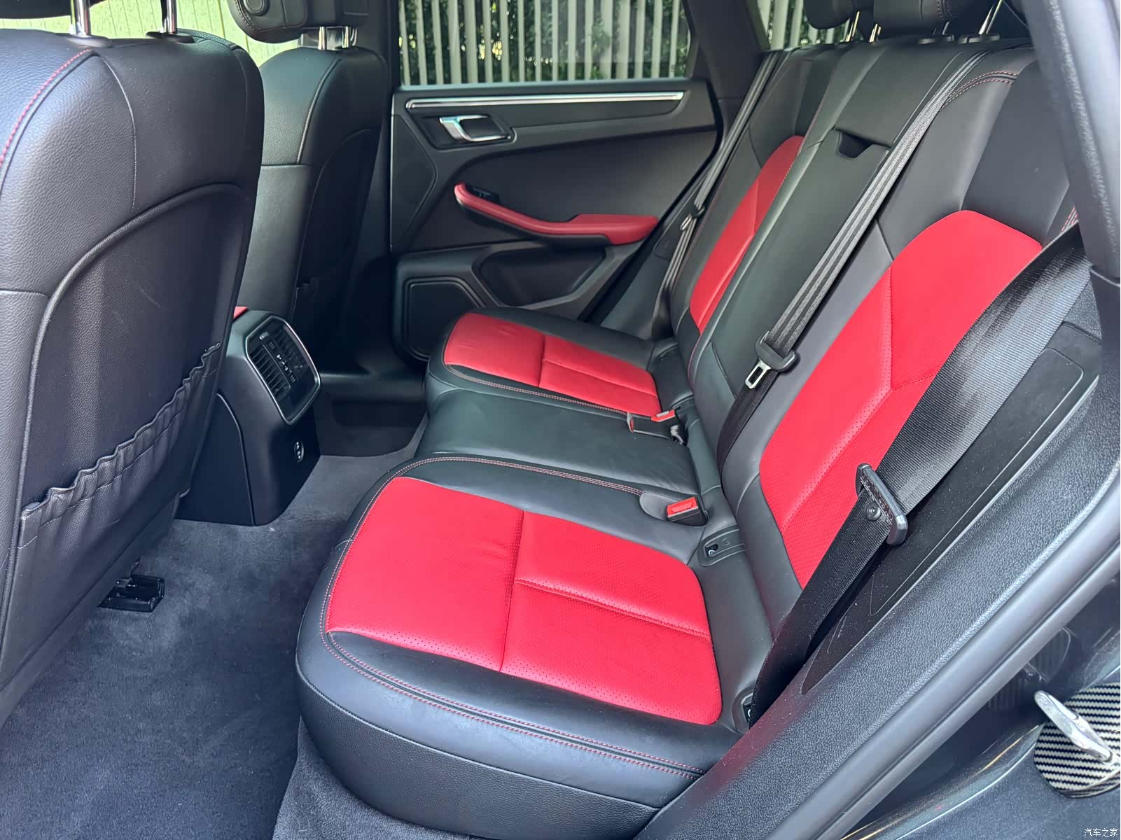 Porsche Macan, 2021 21