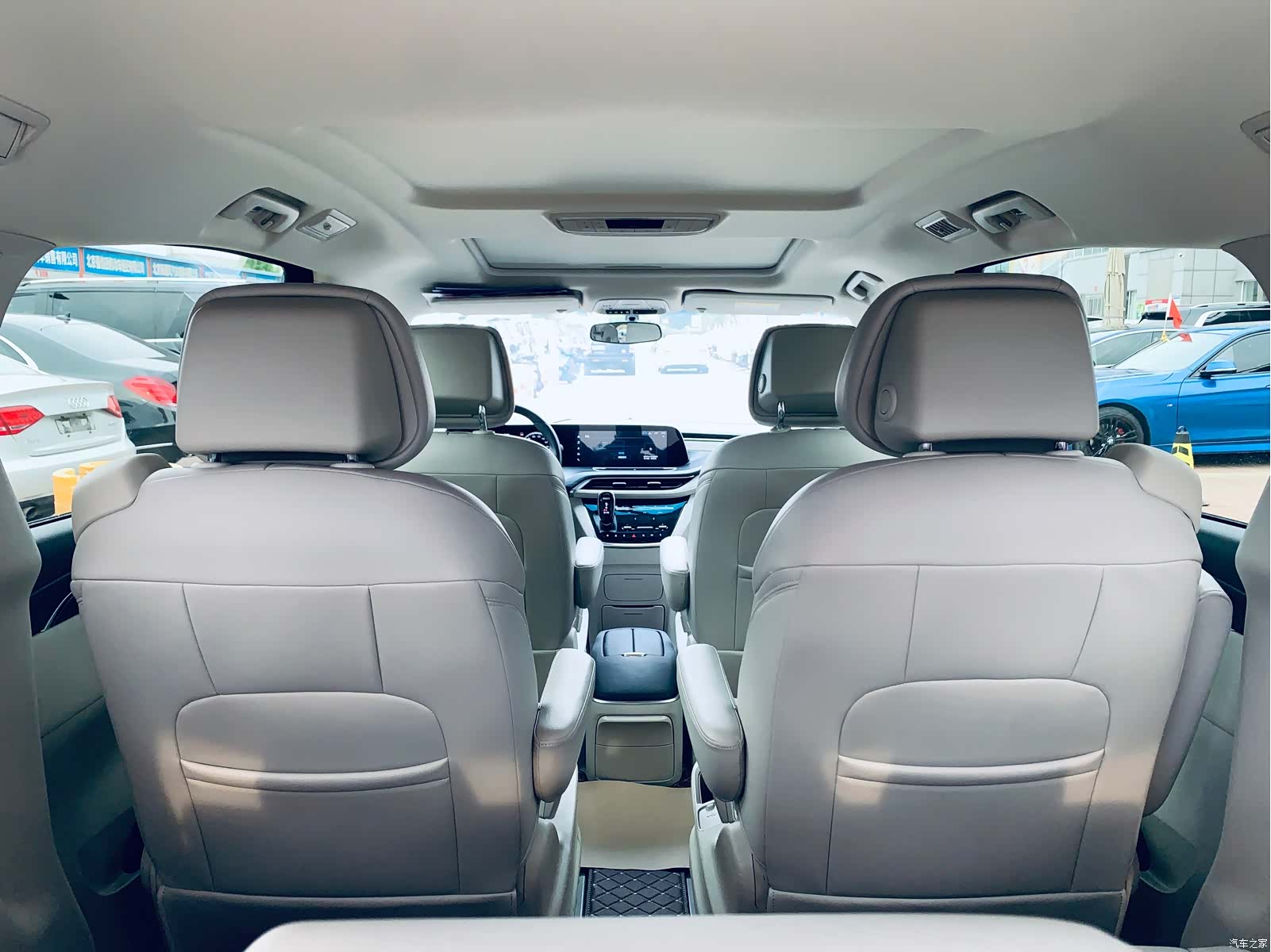 Buick GL8, 2023 6