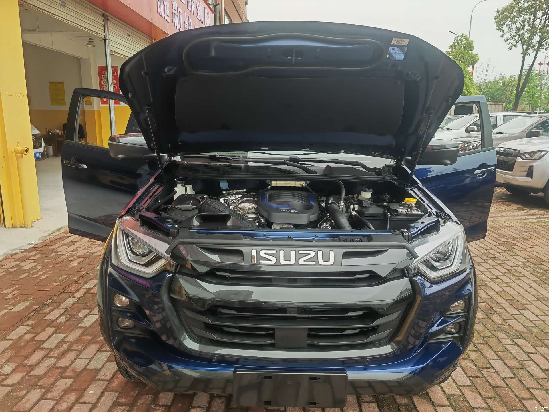 JiangXiWuShiLing D-MAX, 1900 16