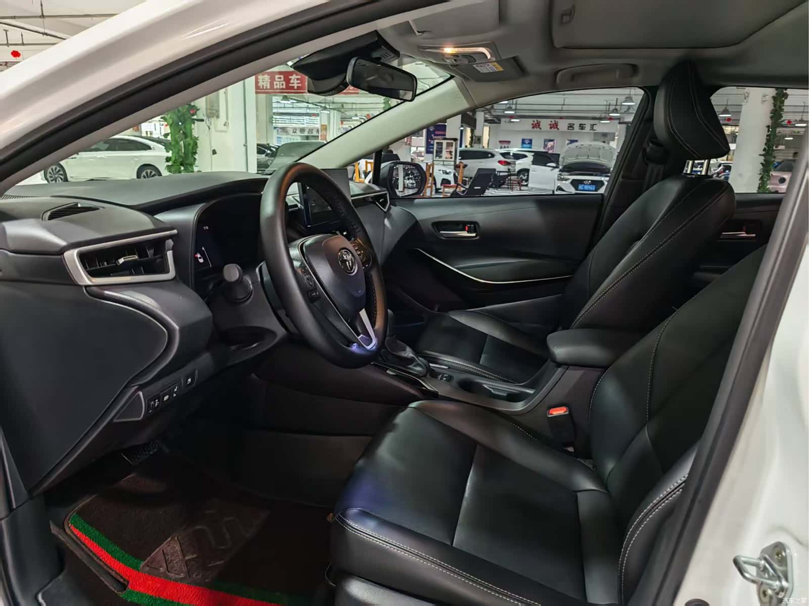 Toyota Corolla, 2024 4