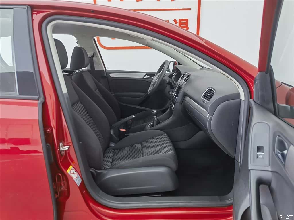 Volkswagen Golf, 2013 23