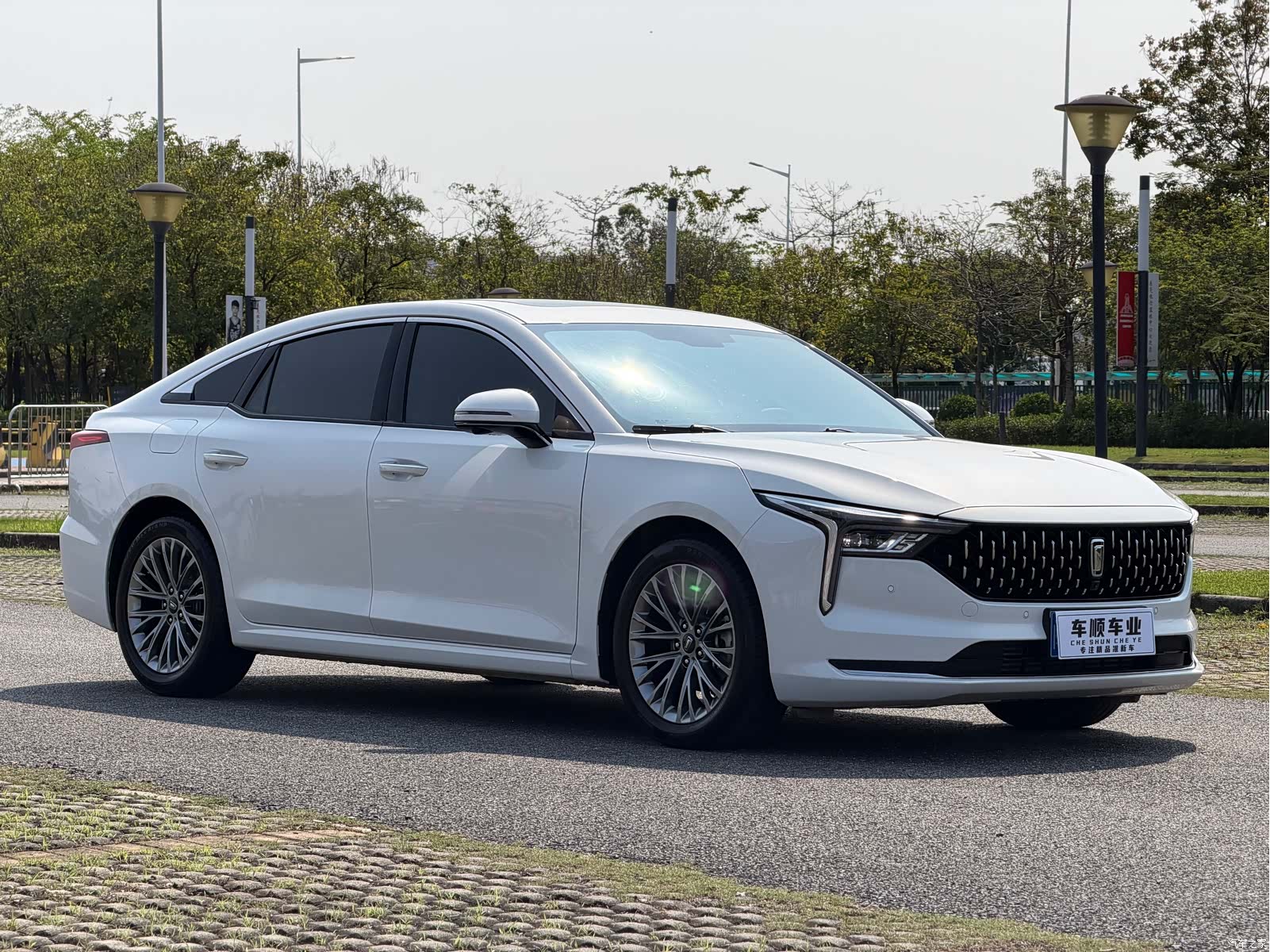 Bestune B70, 2023 3