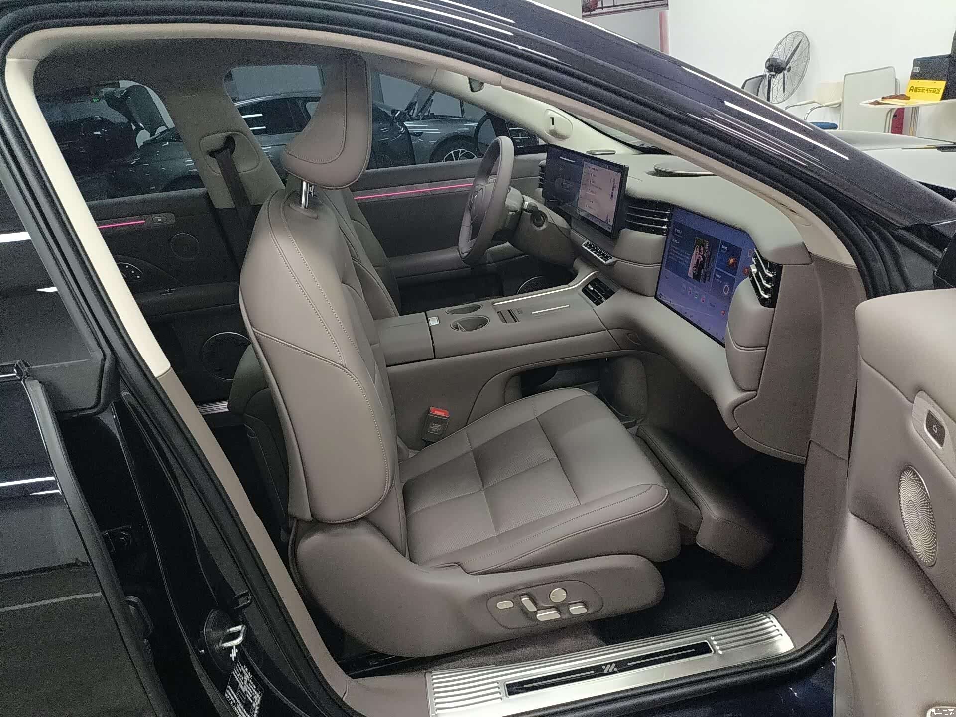 IM Motors LS6, 2025 10