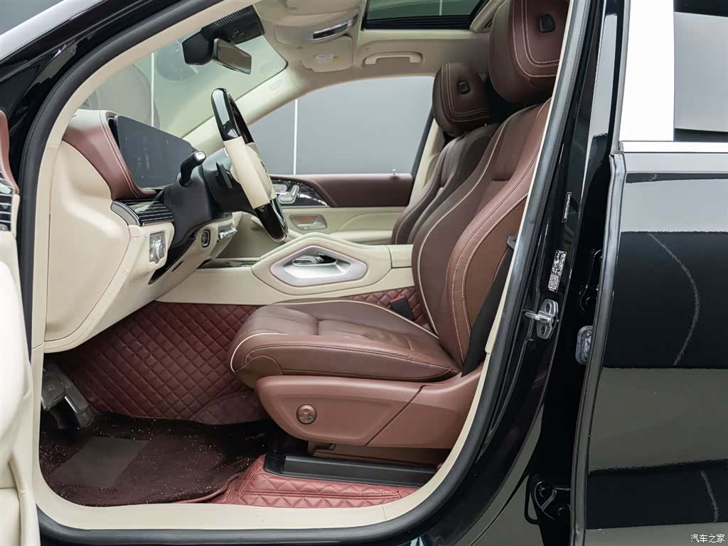 Mercedes-Benz GLS, 2023 9