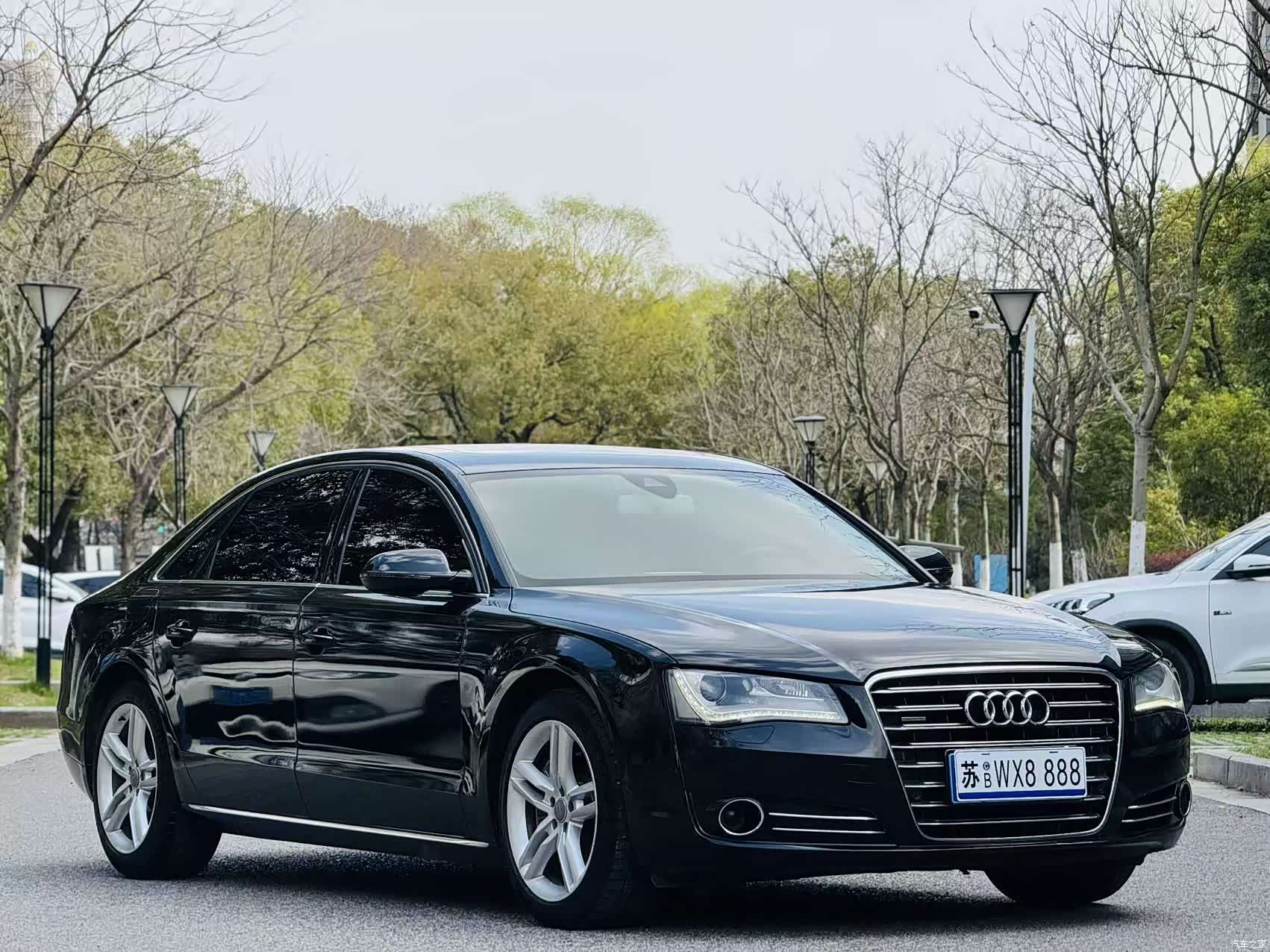 Audi A8L, 2011 3