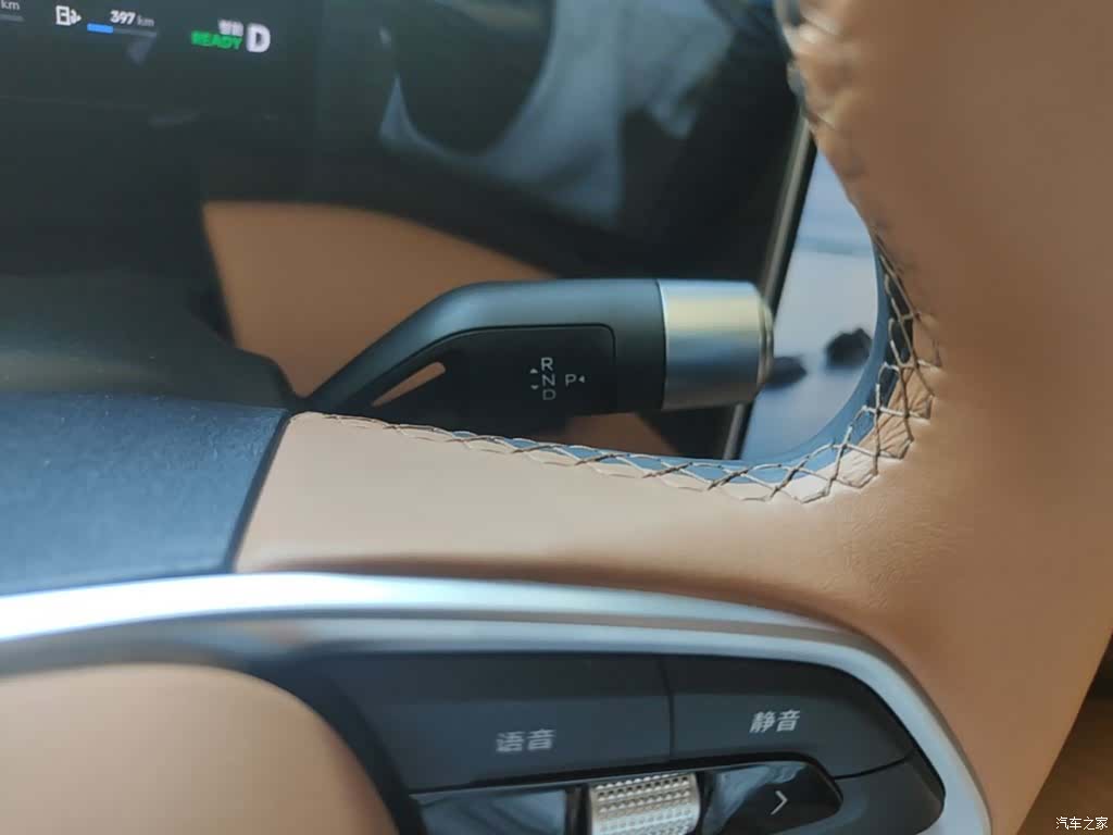 Geely Galaxy L7, 2025 14