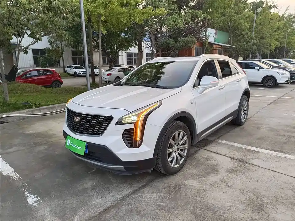 Cadillac XT4