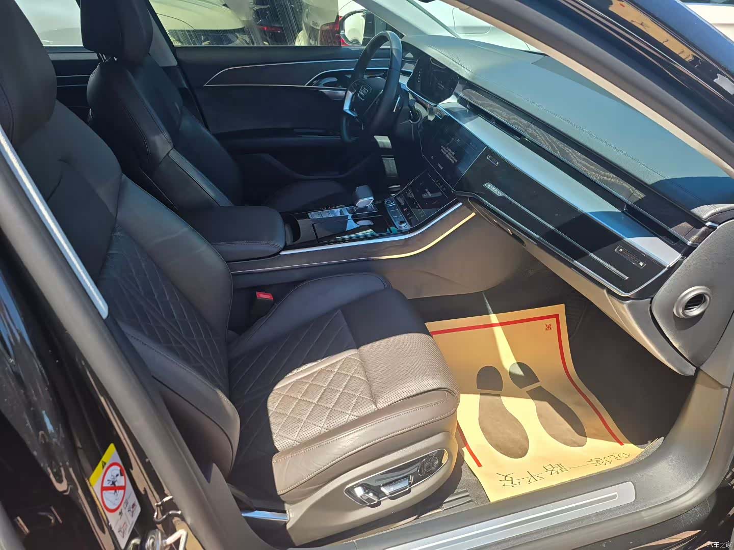 Audi A8L, 2022 все фото