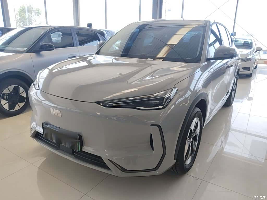 Geely Galaxy E5, 2025 1