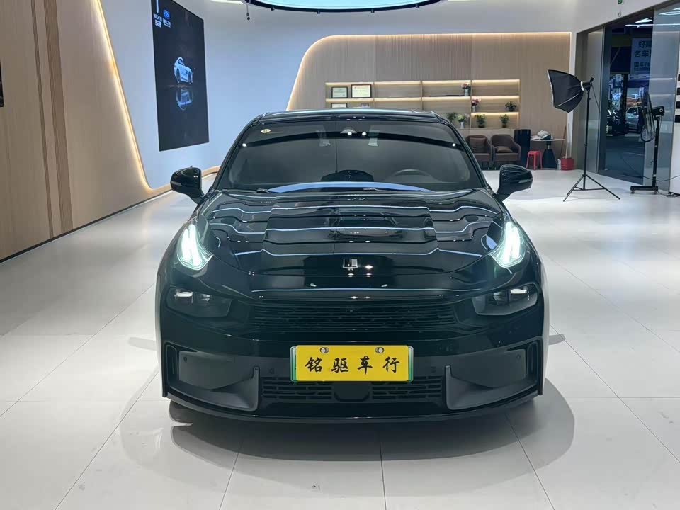 Lynk & Co 03 New energy