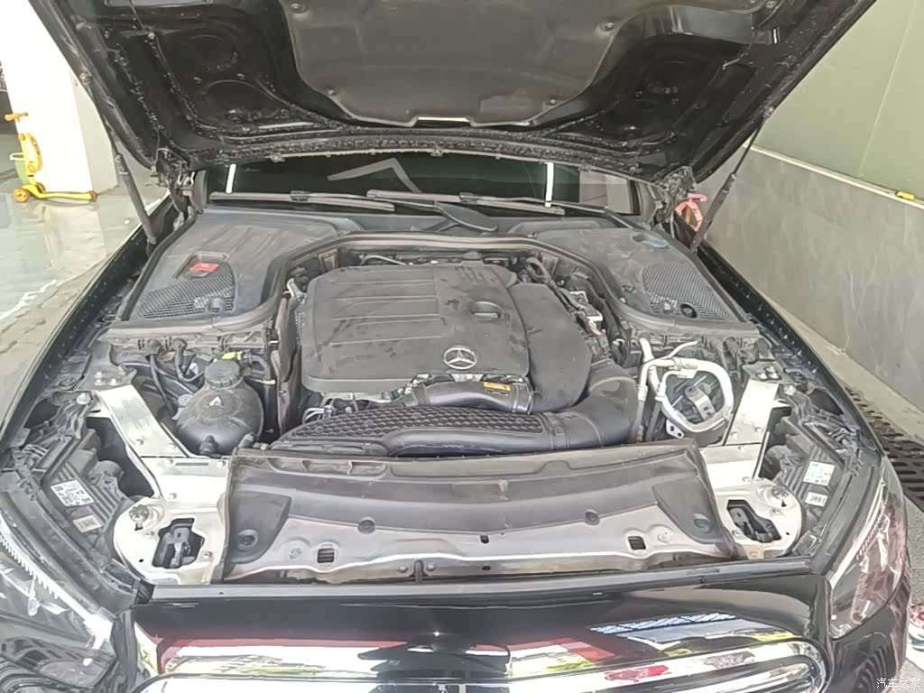 Mercedes-Benz E-Class, 2021 20