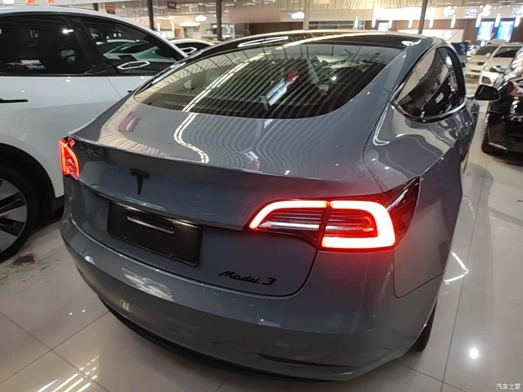 Tesla Model 3, 2020 7