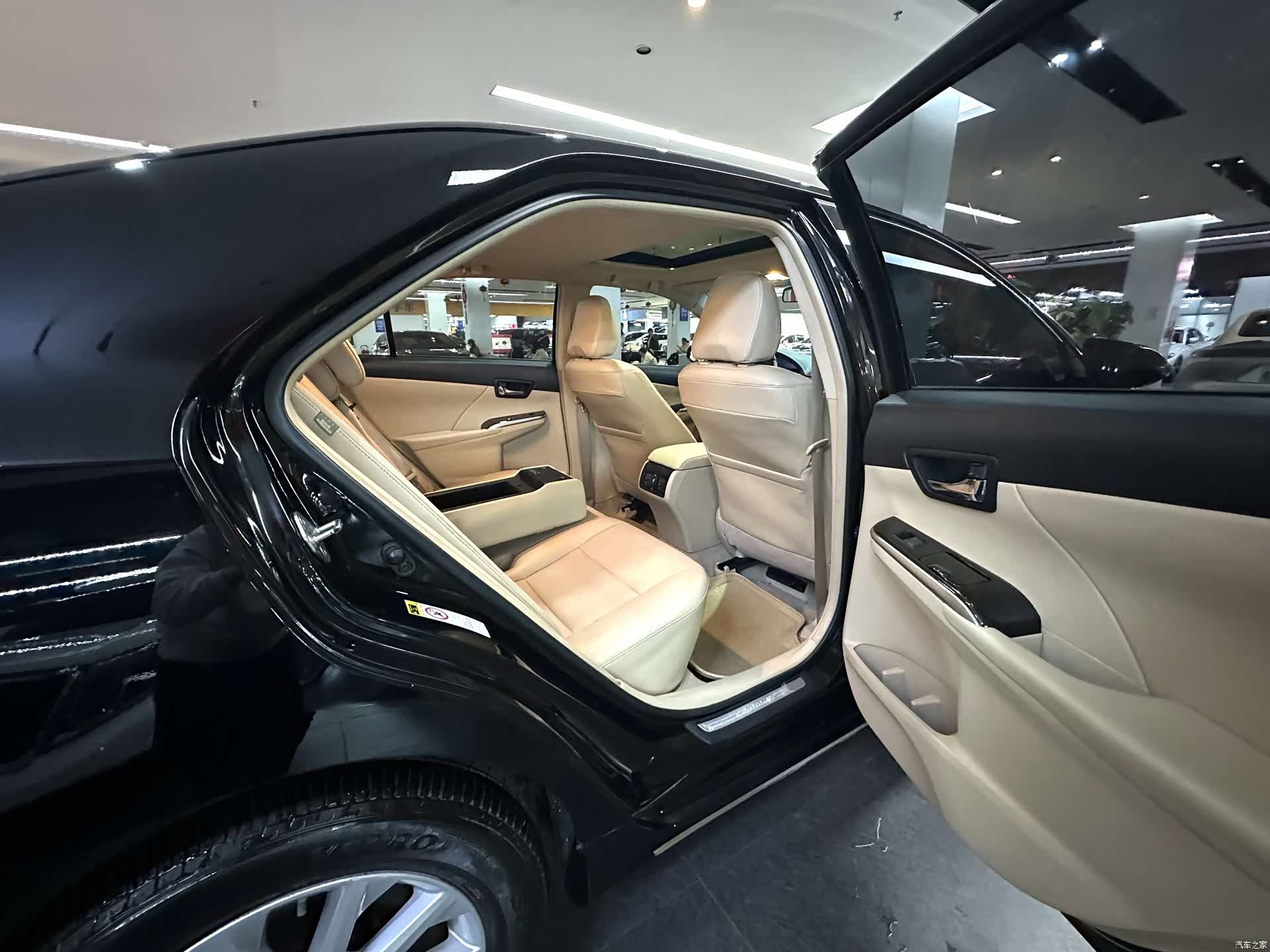 Toyota Camry, 2014 25