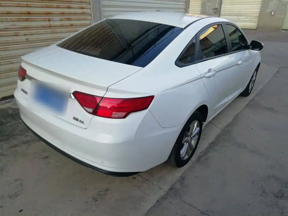 Geely Emgrand GL