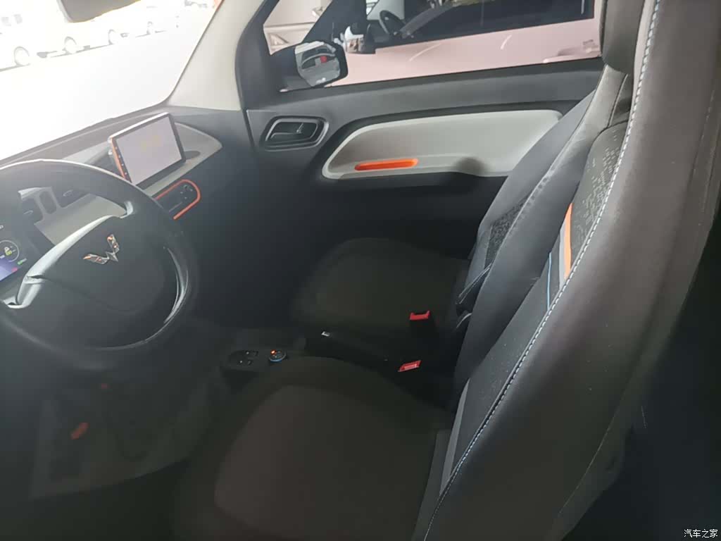 Wuling MINIEV, 2021 15