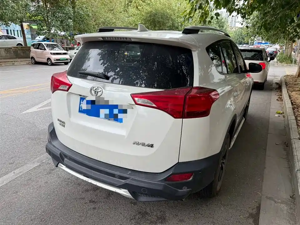Toyota RAV4 Rongfang