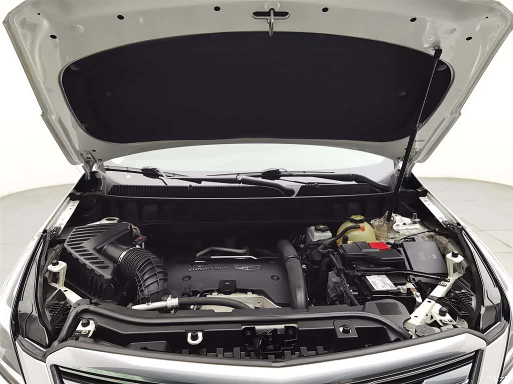 Cadillac XT5, 2017 6
