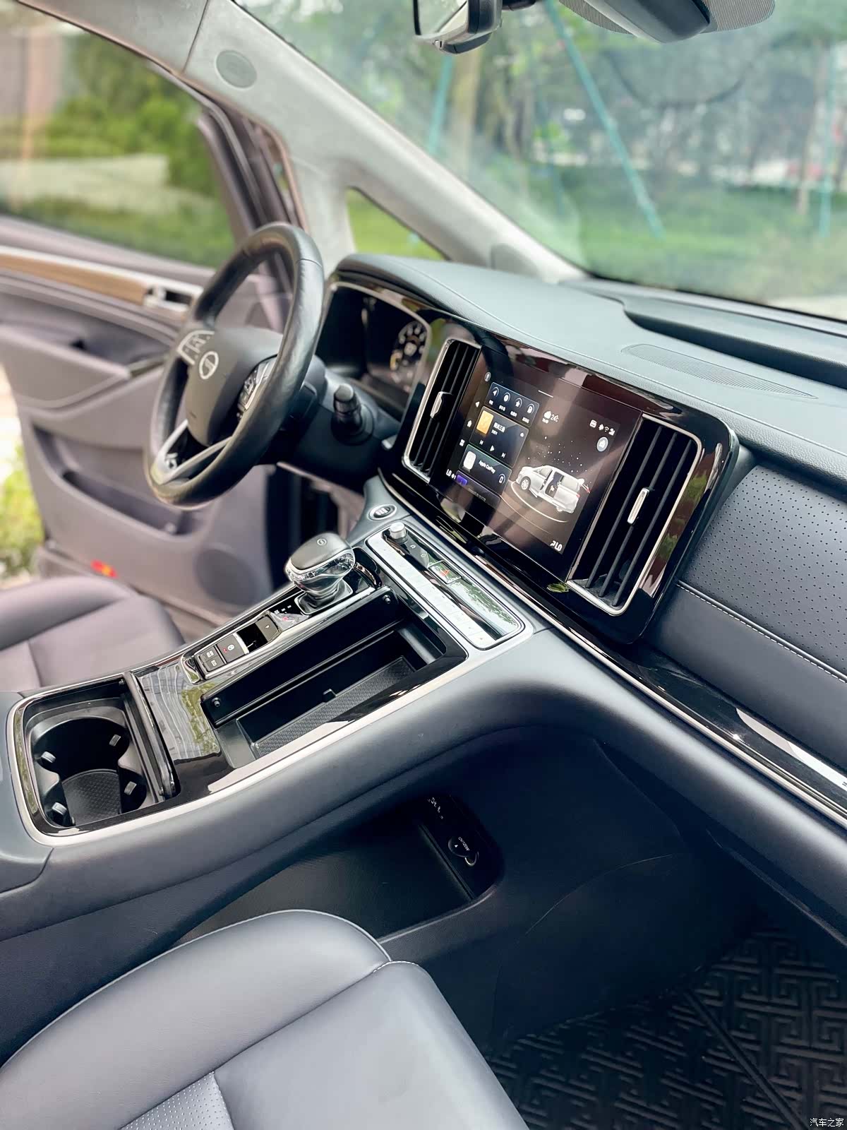 Trumpchi M8, 2023 37