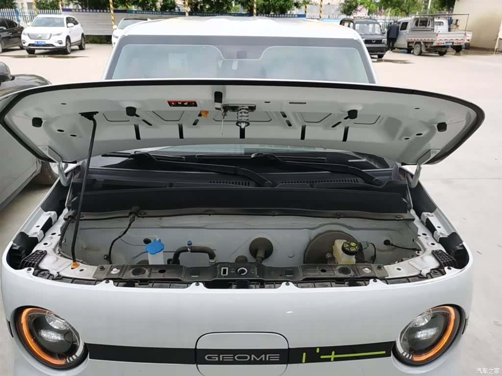 Geely Panda, 2025 20